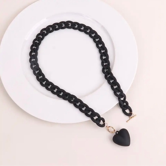 Orange Chunky Chain Heart Necklace - Picture 4 of 12